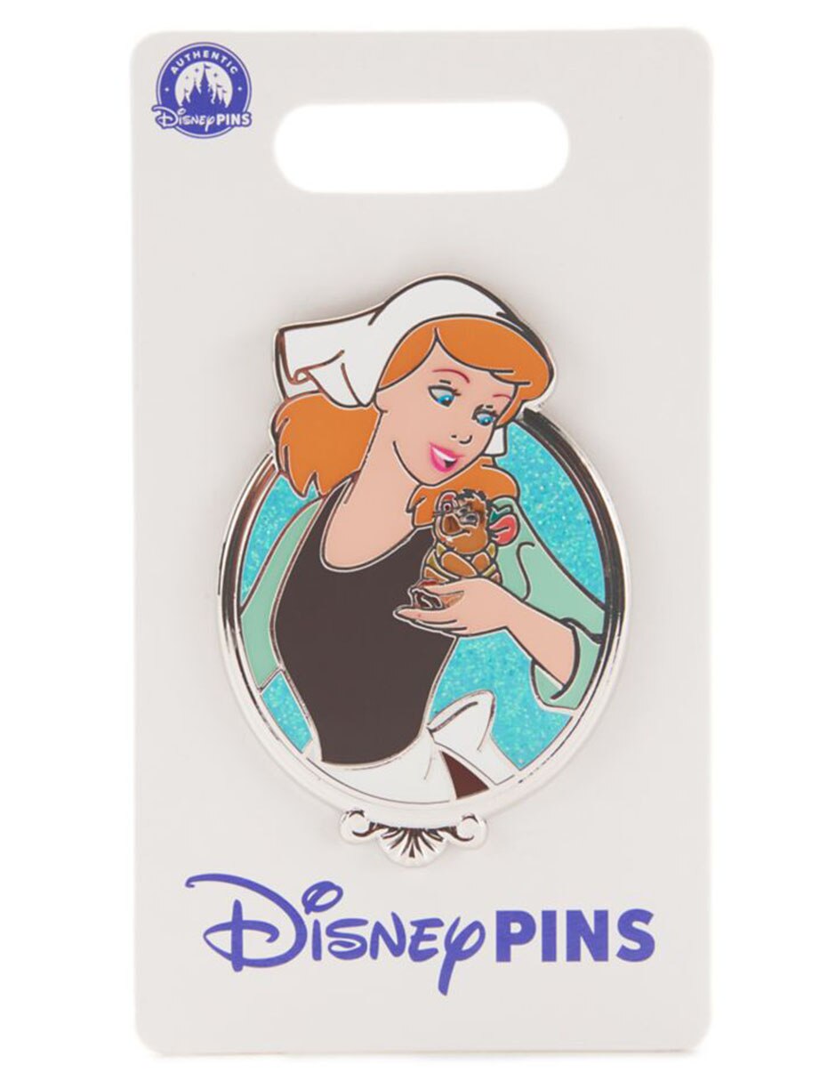 Pin Ceninicienta de Metal 5
